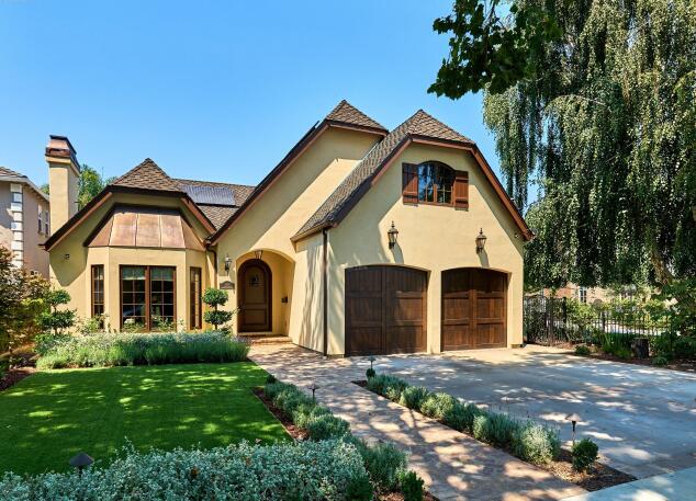 外墻真石漆為什么會(huì)脫落？（大量掉皮）